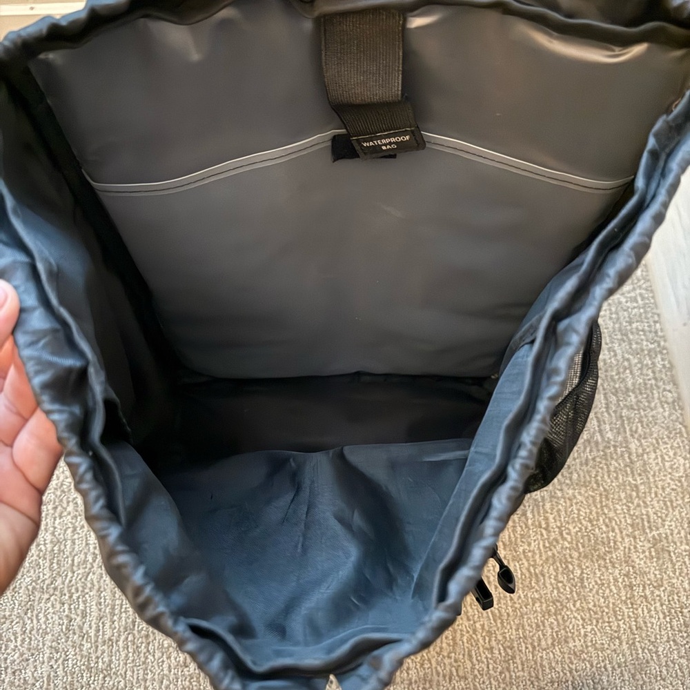 Yoga/Gym Backpack - Picture 6 of 6